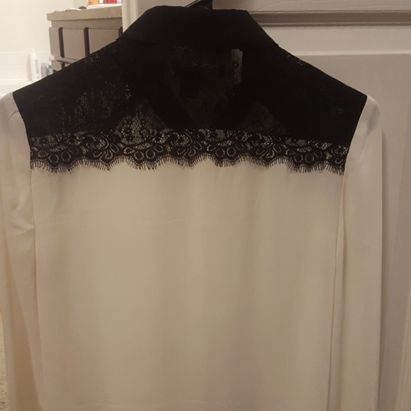 Blouse - Picture 2 of 2